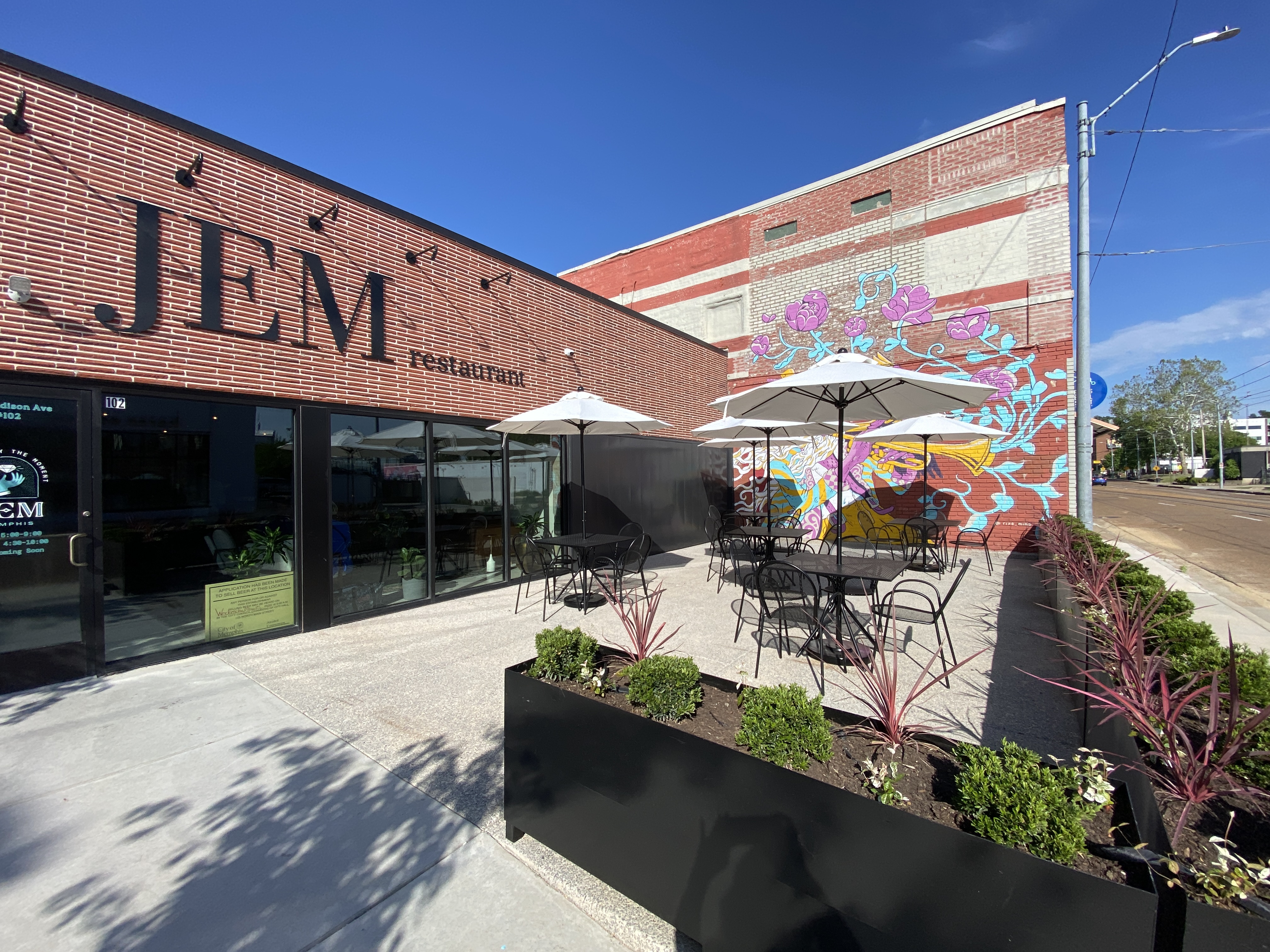 patio and exterior of JEM Dining