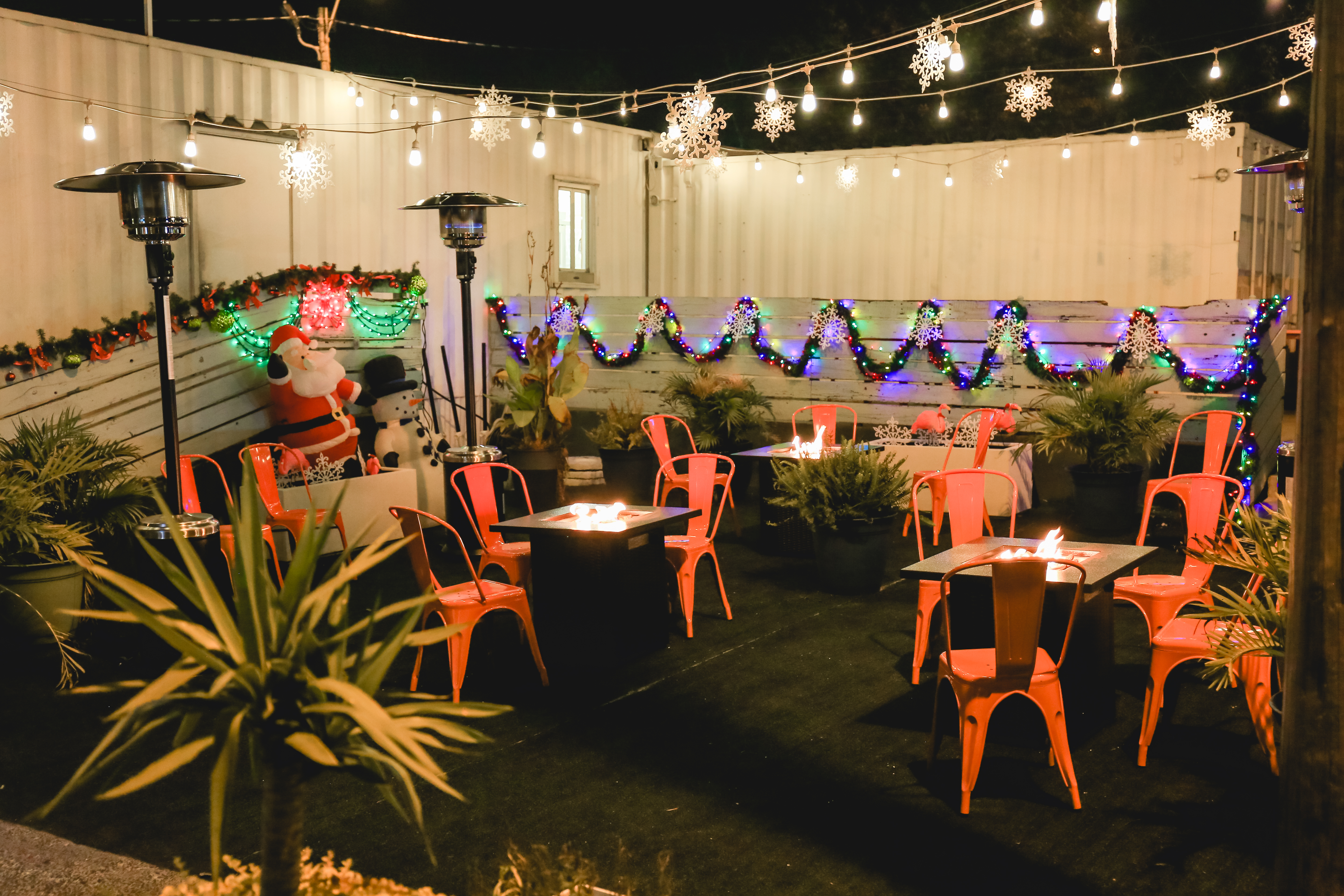 patio at the liquor store dressed up for christmas pop up