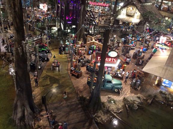 Shopping at Bass Pro Shops at the Pyramid, Memphis