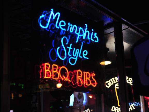 Memphis Style BBQ Ribs Neon Sign / Andrea Zucker