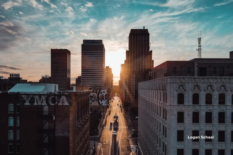 memphis skyline on madison ave facing west at sunset