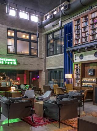 Lobby bar at Central Station.