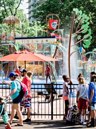 Splash pad at Memphis Zoo.