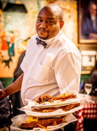 Rendezvous server holds up bbq