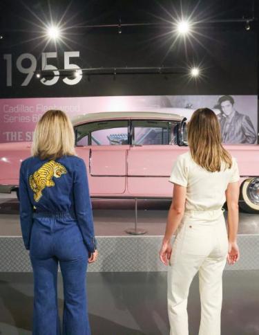 Fans in front of Elvis' Pink Cadillac | Alex Shansky