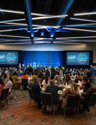 Room full memphis tourism members at annual meeting luncheon