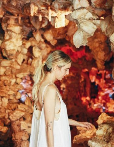Crystal Shrine Grotto / OuiWeGirl Crystal Shrine Grotto / OuiWeGirl