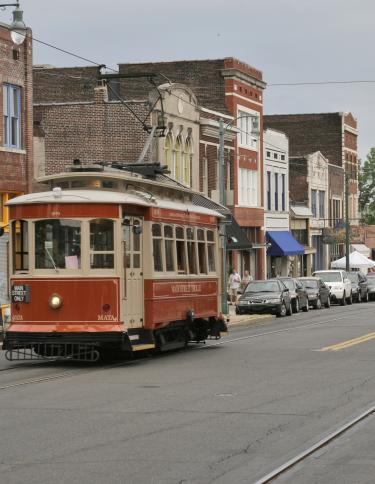 Memphis Trolley on South Main