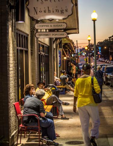 14+ American overton square restaurants