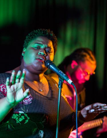 Tia Henderson at Old Dominick / Craig Thompson