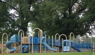 Peabody Park, a great urban park located in Midtown. Photo by Kerry Crawford. Photo