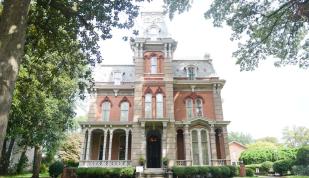 Woodruff-Fontaine House - Exterior Photo
