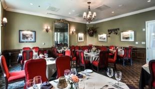 Interior - Paulette's Photo