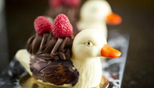 White Chocolate Duck - The Peabody Memphis Photo