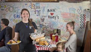 Huey's Restaurant. Family dinner. Photo