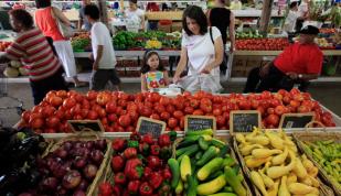 Farmer's Market \ Jessica Watts Photo