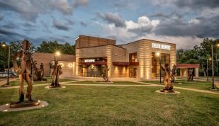 Theatre Memphis - Steve Roberts Photo