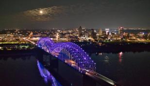 Downtown Bridge Skyline Photo