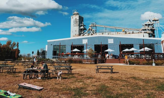 Grind City Brewing Taproom outside space