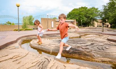 Kids playing on Mud Island