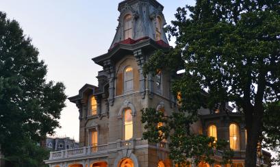 James Lee House Bed and Breakfast