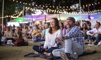 Couple enjoying Mempho Music Festival