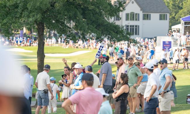 Fedex St Jude Championship crowds line golf course