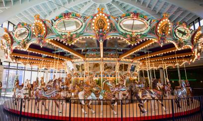 Memphis Grand Carousel / Alex Shansky Memphis Grand Carousel