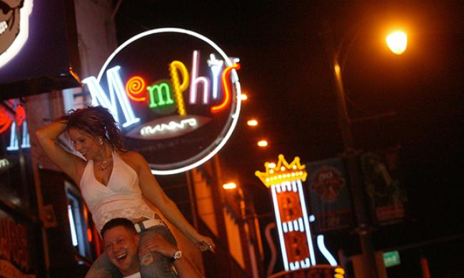 Beale Street by Troy Glasgow