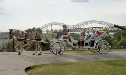Carriage Ride | Baxter Buck Carriage Ride | Baxter Buck