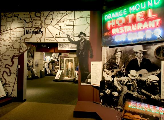 Rock N Soul Interior Exhibit