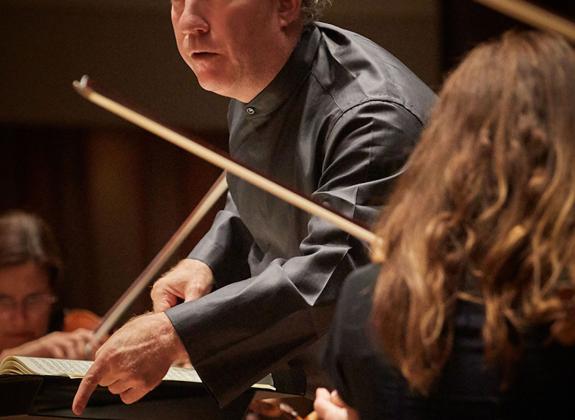 event-upload--kahane conducting 1.jpg