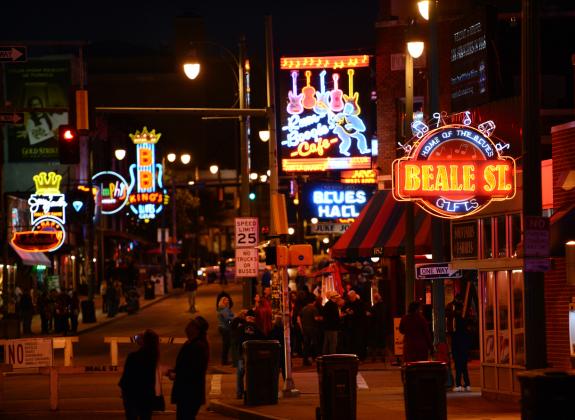 Beale Street / Raphael Tenschert