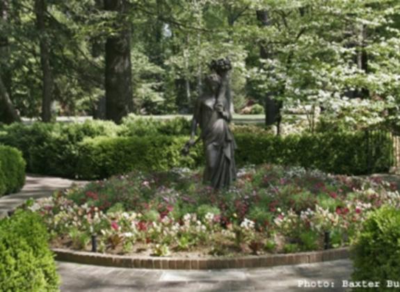 Enjoy the 17 acres of beauty at the Dixon Gallery & Gardens. Photo by Baxter Buck. Photo