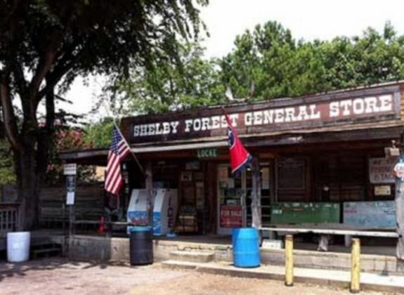 Grab all you need for a fantastic picnic at Shelby Forest at the general store. Photo by Kerry Crawford. Photo 2