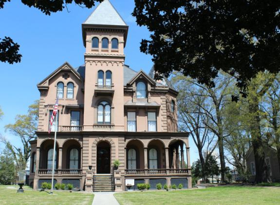 Mallory Neely House - Holly Whitfield Photo 2