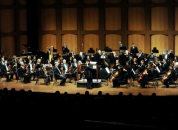 Memphis Symphony Orchestra. Photo by Andrea Zucker. Photo 2