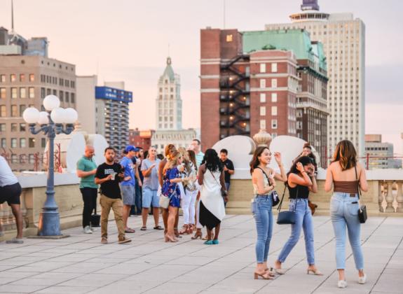 Peabody Rooftop Party  Photo 3