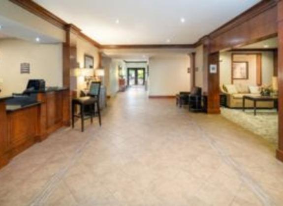 Lobby - Staybridge Photo 4