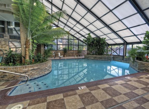 Doubletree Hotel Memphis East_Indoor_Outdoor_Pool Photo