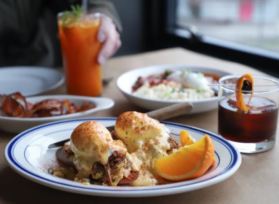 Brunch at Bounty on Broad brunch - Kristin Luna Photo