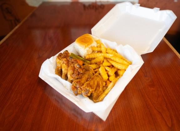 Ching's Hot Wings | Julian Harper Photo