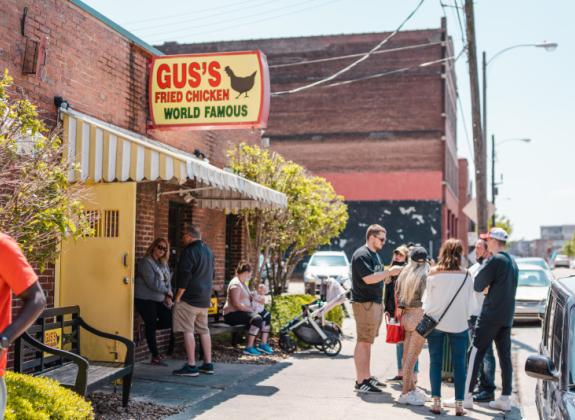 Gus's Fried Chicken in downtown  Photo 2