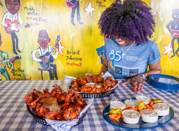 Hot Wings from Central BBQ Photo 3