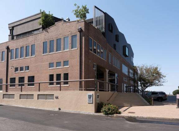 Exterior Hyde Family Foundation - Julian Harper Photo