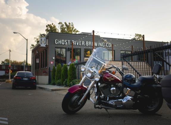 Alex Ghost River Brewery - Alex Shansky Photo