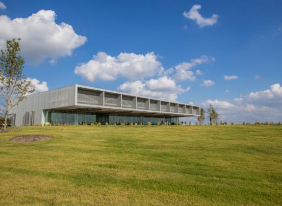 Shelby Farms - Main Building - Allen Gillespie Photo