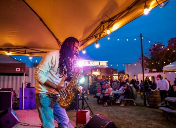 Saxophone - Trolley Night Patio Entertainment Photo 2