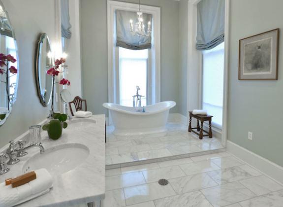Lee Suite Tub - James Lee House Photo 3