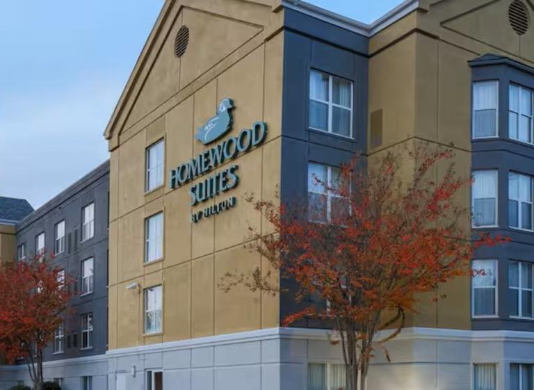 Homewood Suites Exterior - Hilton Photo 9